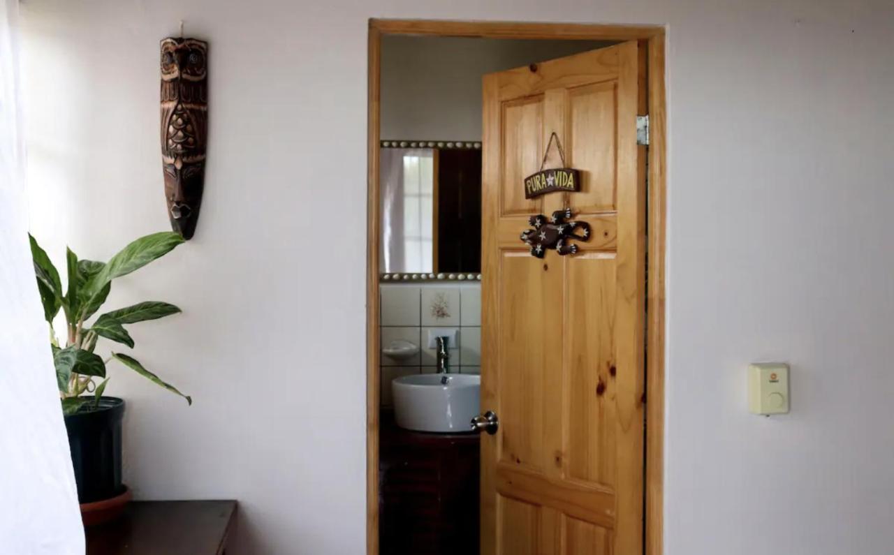 Casa Geraldo Bed & Breakfast Manuel Antonio Dış mekan fotoğraf