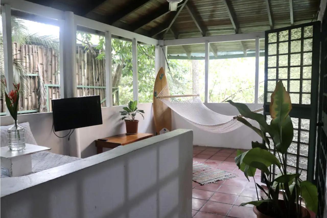 Casa Geraldo Bed & Breakfast Manuel Antonio Dış mekan fotoğraf